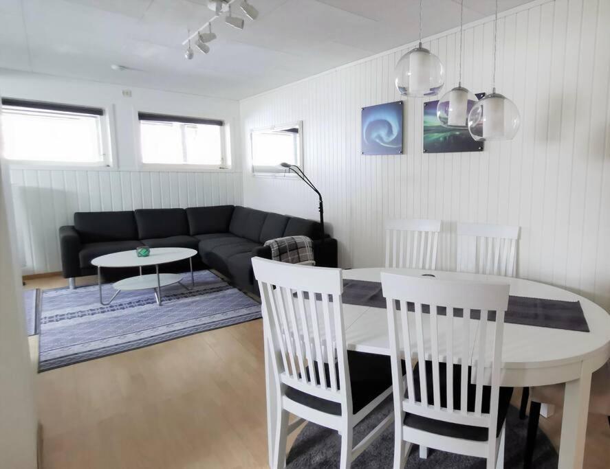 Spacious Apartment On Kvaloya Kvaloysletta Экстерьер фото